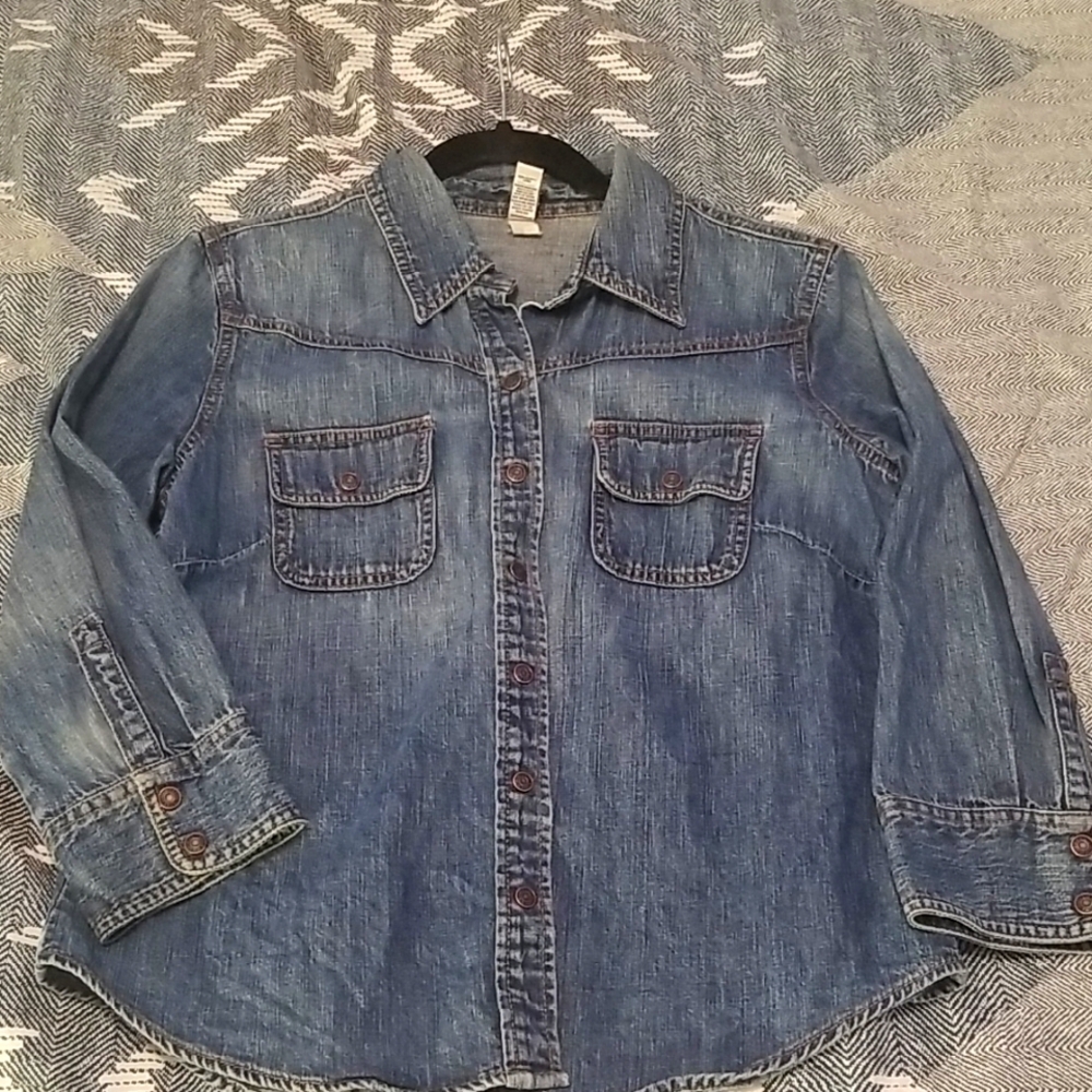 Vintage One Of A Kind Blue Denim Flattering Cut Button Down Shirt